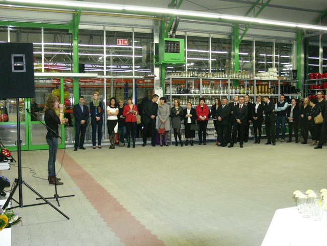 Śremskie Bricomarche jest większe!