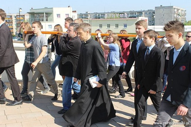 Krzyż Jana Pawła II w Śremie