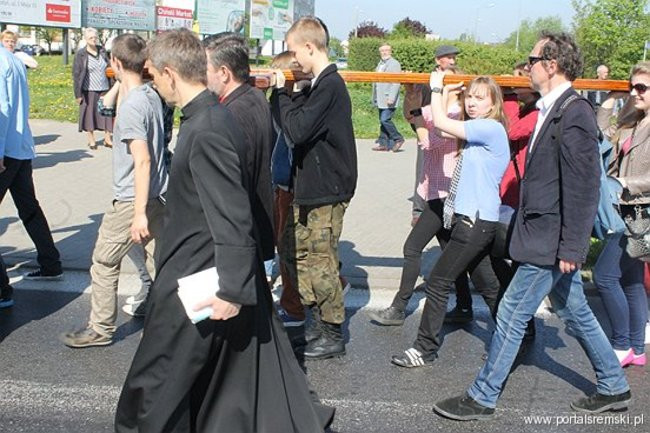 Krzyż Jana Pawła II w Śremie