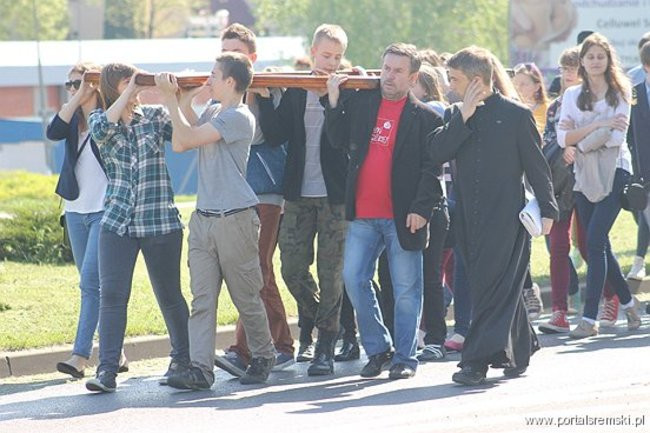 Krzyż Jana Pawła II w Śremie