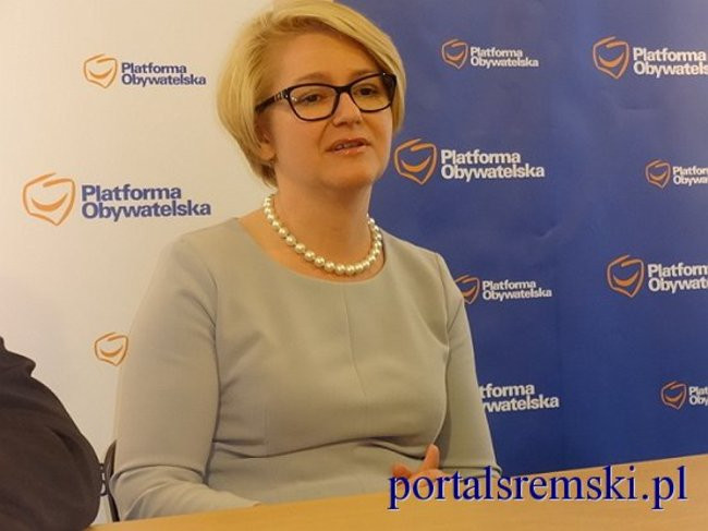 Promocja w cieniu pikiety