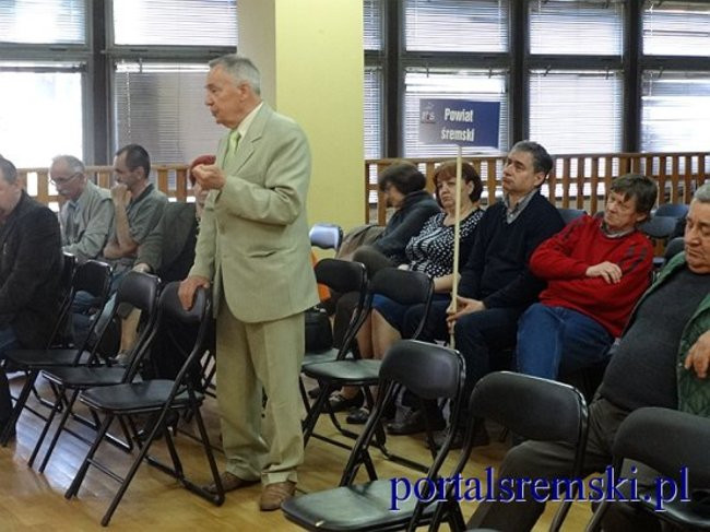 Pokażmy Tuskowi czerwoną kartkę