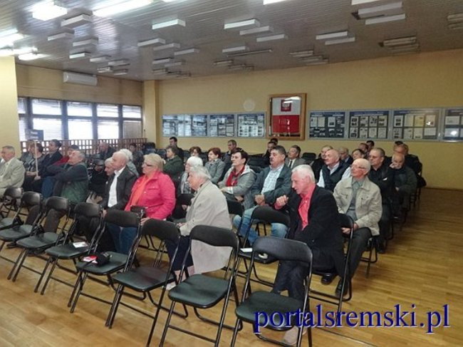 Pokażmy Tuskowi czerwoną kartkę