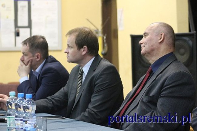 Pokażmy Tuskowi czerwoną kartkę