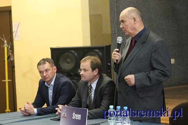 Pokażmy Tuskowi czerwoną kartkę