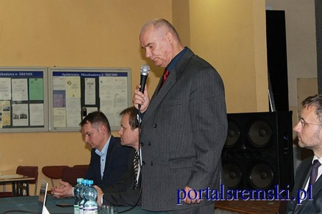 Pokażmy Tuskowi czerwoną kartkę