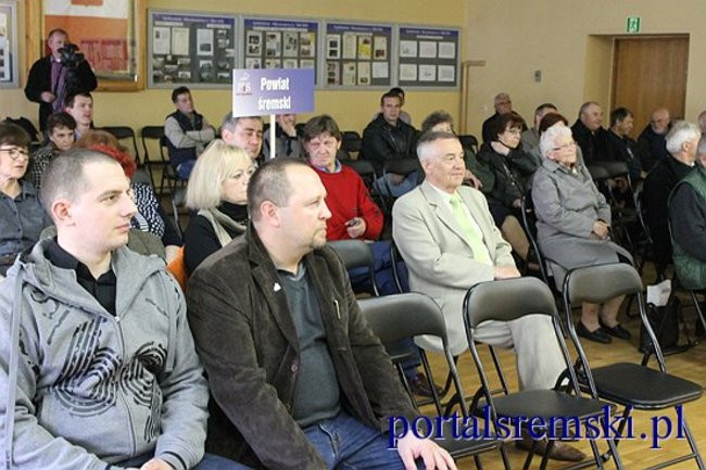 Pokażmy Tuskowi czerwoną kartkę