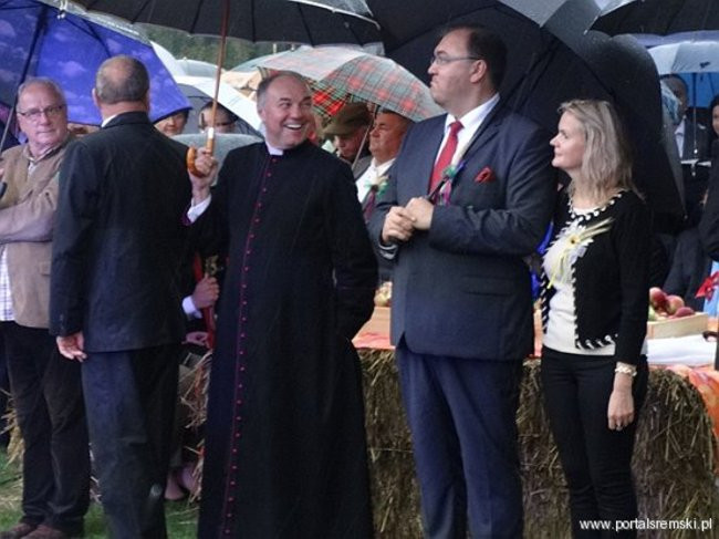 Ulewa storpedowała dożynki