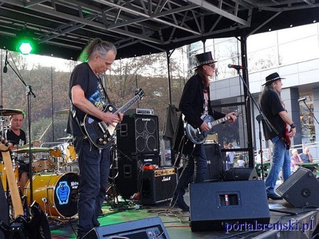 Bluesowo na Jezioranach