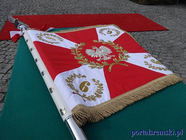 Batalion  ma sztandar