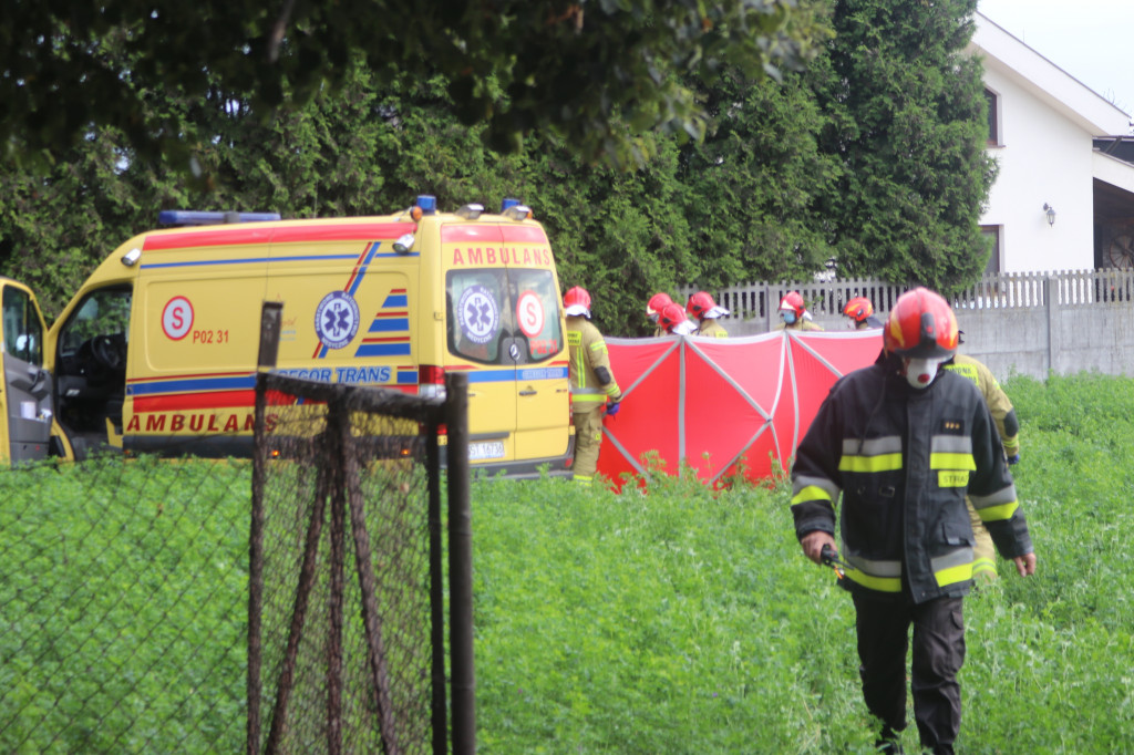 Wypadek Błociszewo - uderzenie w płot.