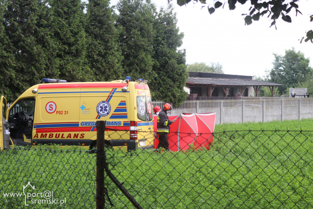 Wypadek Błociszewo - uderzenie w płot.