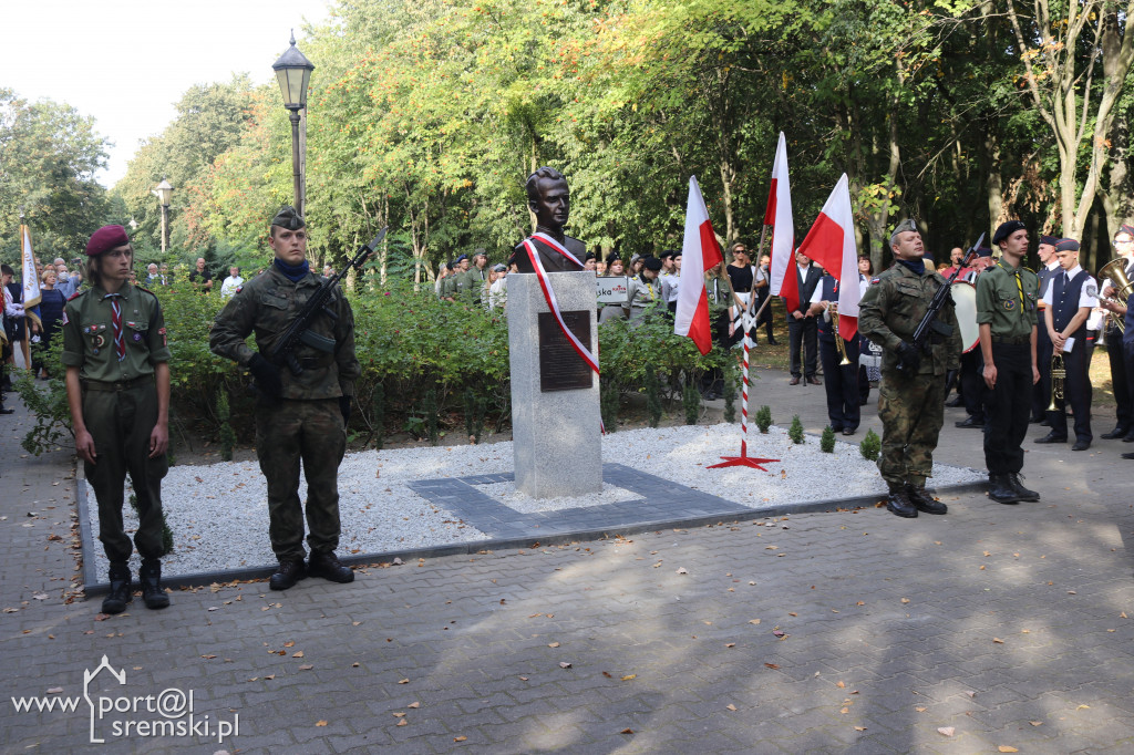Odsłonięcie pomnika Witolda Pileckiego