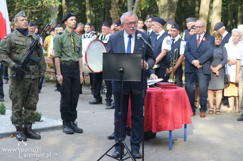 Odsłonięcie pomnika Witolda Pileckiego