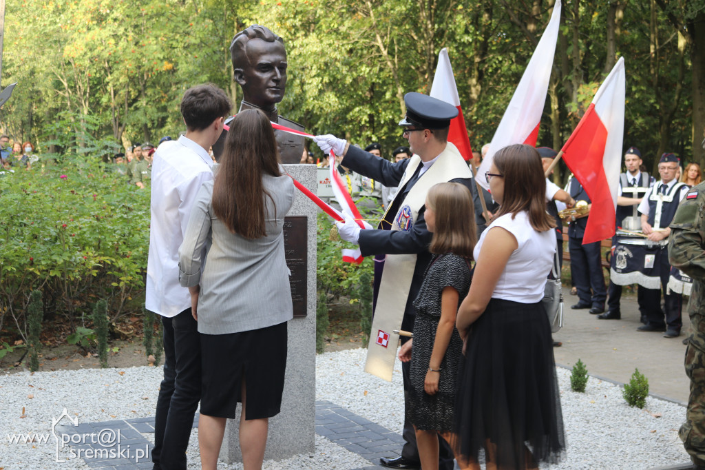 Odsłonięcie pomnika Witolda Pileckiego