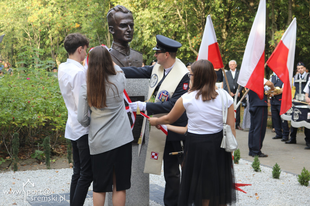 Odsłonięcie pomnika Witolda Pileckiego