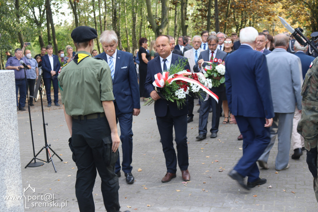 Odsłonięcie pomnika Witolda Pileckiego