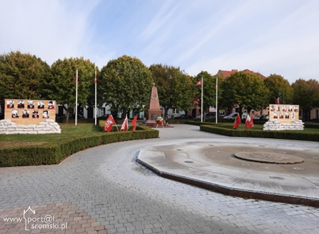 81. rocznica rozstrzelania 17 mieszkańców Ziemi Ksiąskiej i Dolskiej