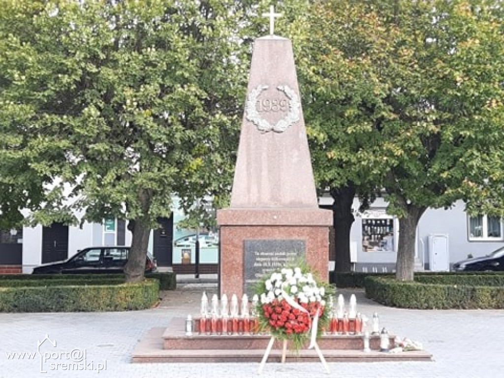 81. rocznica rozstrzelania 17 mieszkańców Ziemi Ksiąskiej i Dolskiej