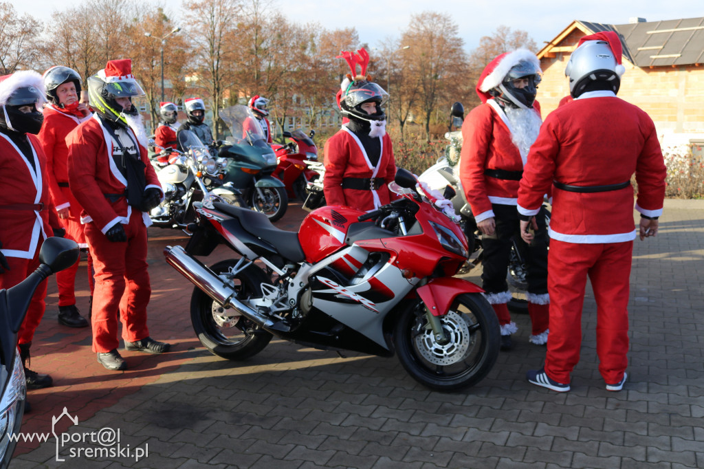 Mikołaje na motorach wspierają Piotra