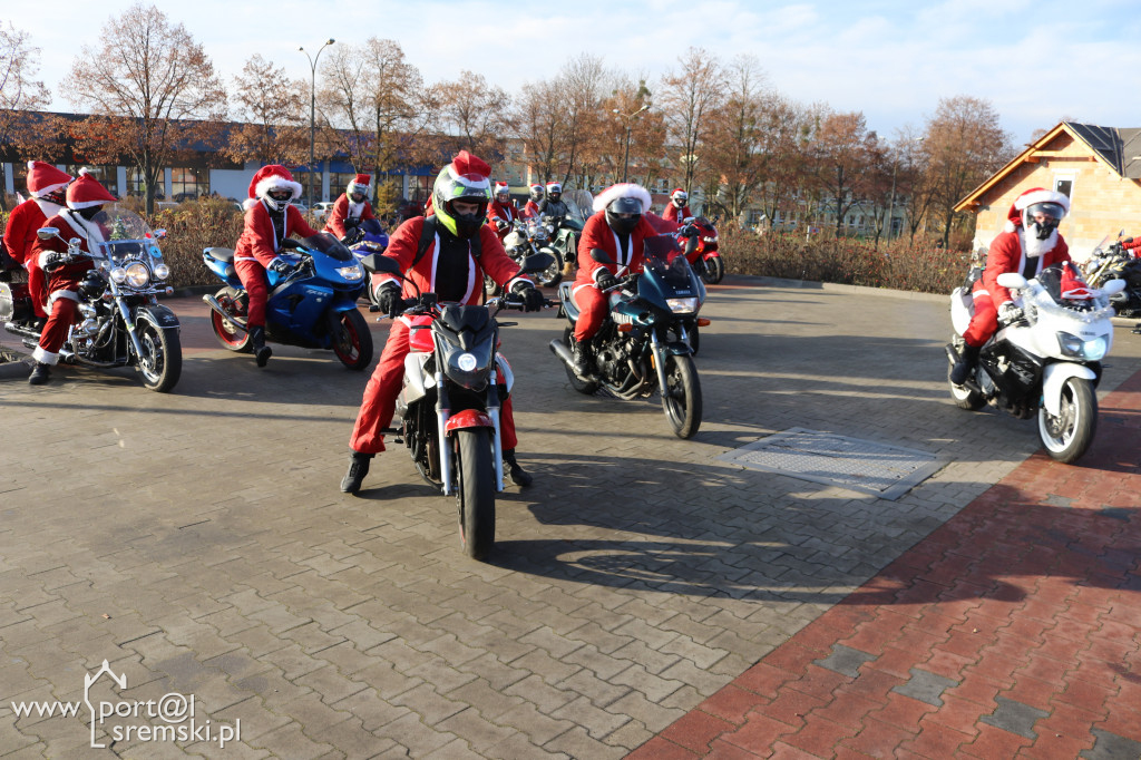 Mikołaje na motorach wspierają Piotra