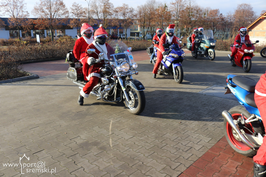 Mikołaje na motorach wspierają Piotra