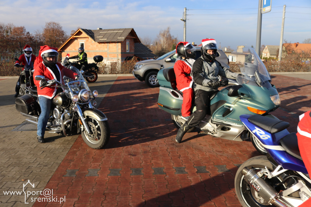 Mikołaje na motorach wspierają Piotra
