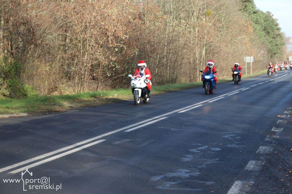 Mikołaje na motorach wspierają Piotra