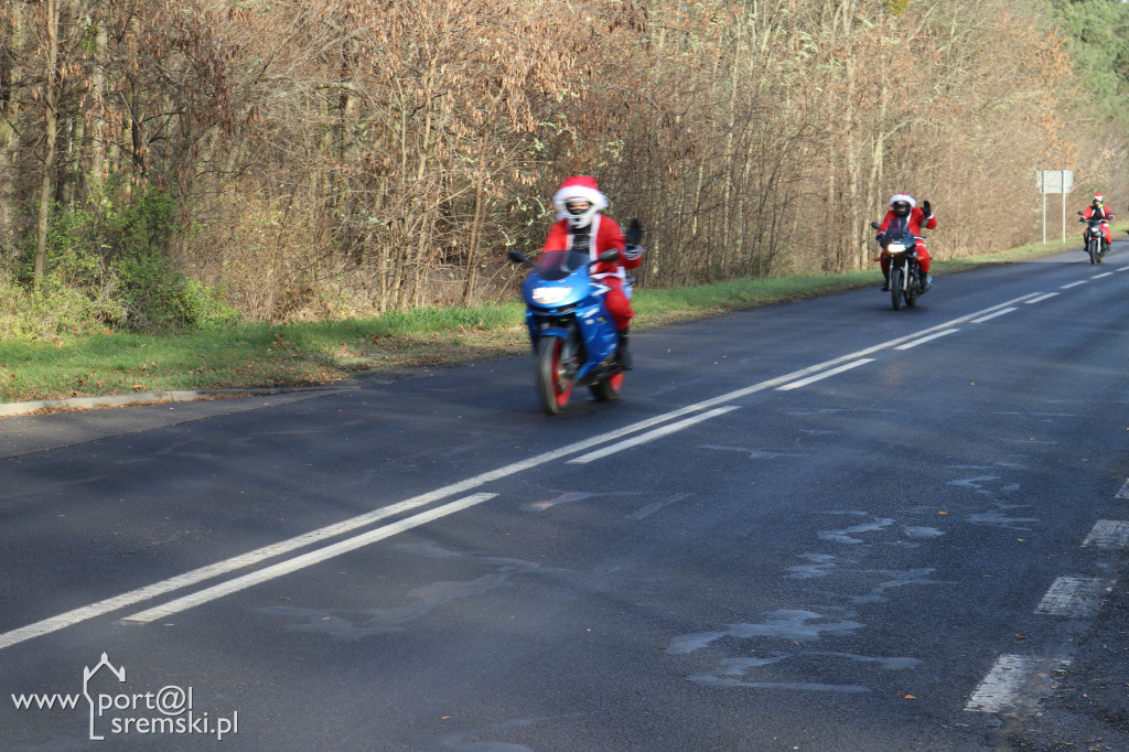 Mikołaje na motorach wspierają Piotra