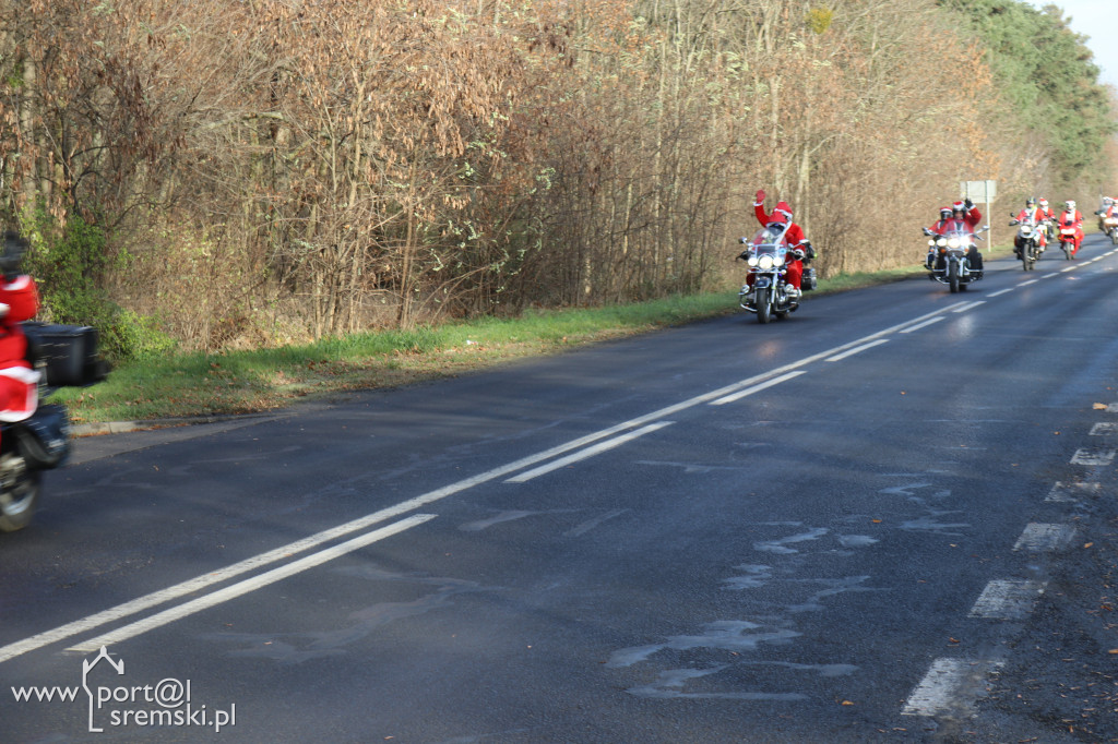 Mikołaje na motorach wspierają Piotra