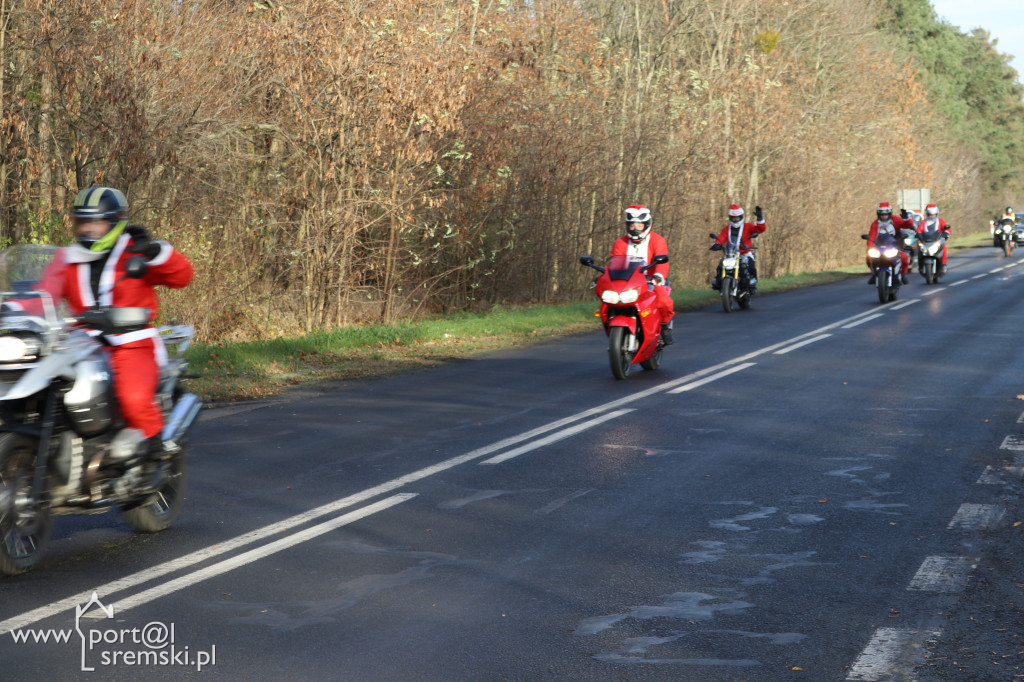 Mikołaje na motorach wspierają Piotra