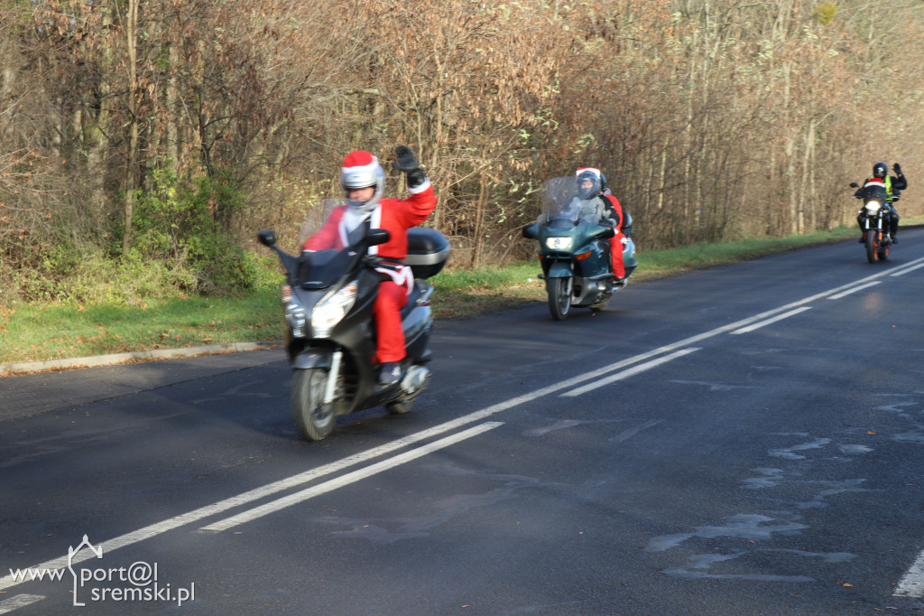 Mikołaje na motorach wspierają Piotra