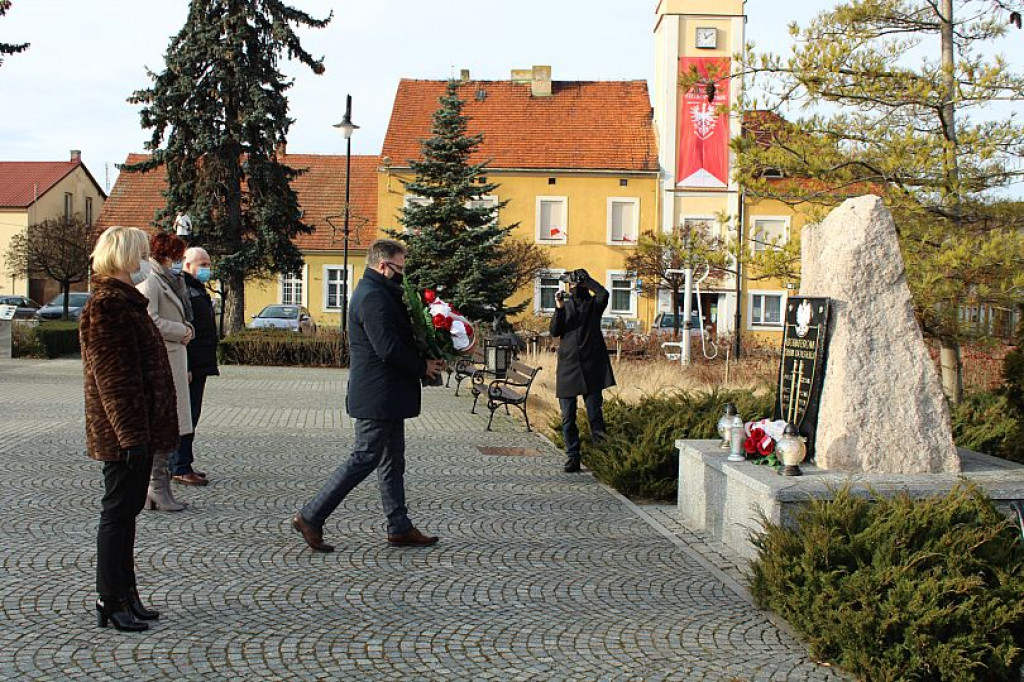 Obchody 102. rocznicy wybuchu Powstania Wielkopolskiego w Dolsku.