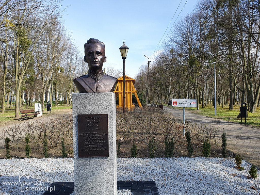 81. rocznica zbrodni w Katyniu. Dzisiaj jest Dzień Pamięci Ofiar Zbrodni Katyńskiej