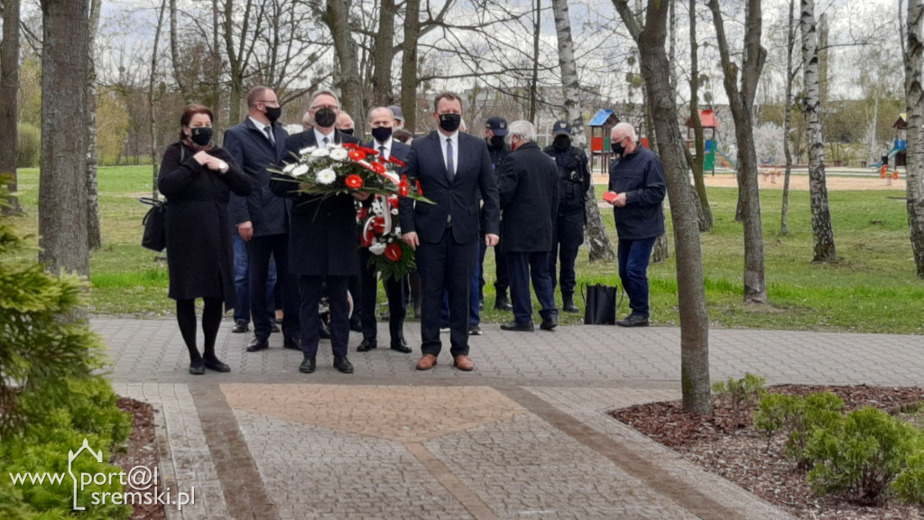 Śremianie pamiętają o Ofiarach Zbrodni Katyńskiej i dzisiaj oddają im hołd