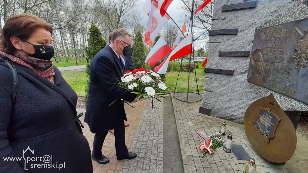 Śremianie pamiętają o Ofiarach Zbrodni Katyńskiej i dzisiaj oddają im hołd