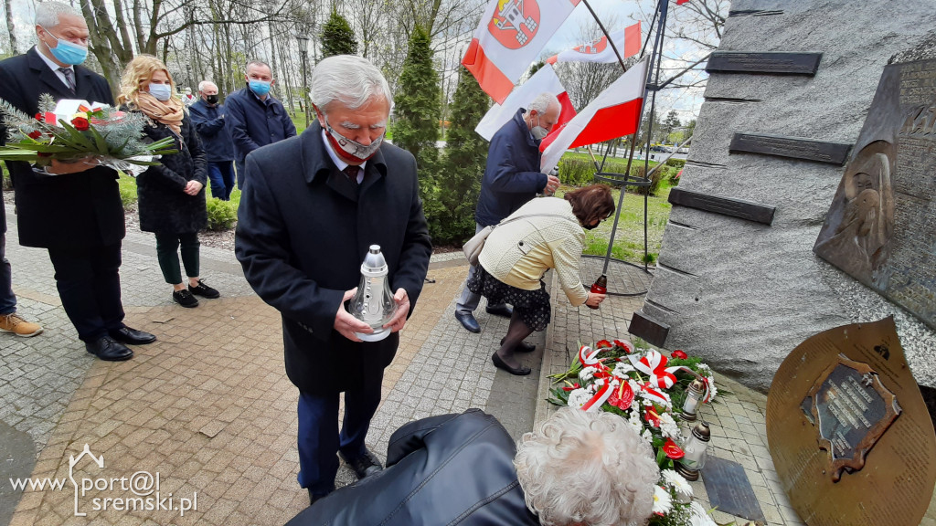 Śremianie pamiętają o Ofiarach Zbrodni Katyńskiej i dzisiaj oddają im hołd