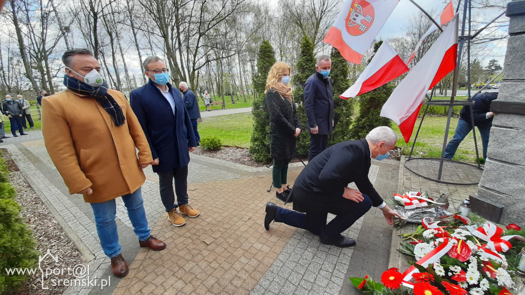 Śremianie pamiętają o Ofiarach Zbrodni Katyńskiej i dzisiaj oddają im hołd