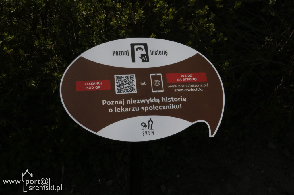 Niezwykłe historie Śremu. Odbierz telefon od pomnika i posłuchaj co ma Ci do przekazania