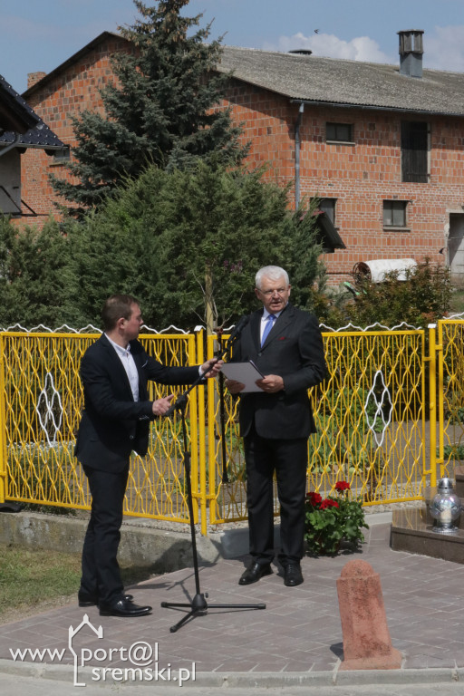 Uroczyste poświęcenie i odsłonięcie figury w Szymanowie z okazji 100. rocznicy