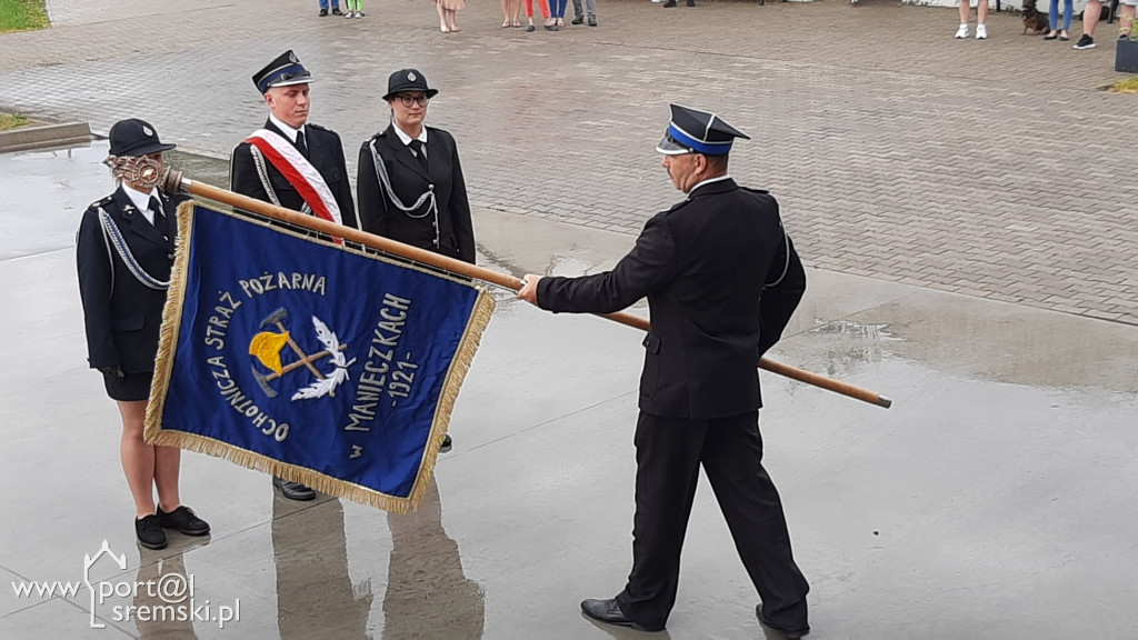 Uroczystość w Manieczkach