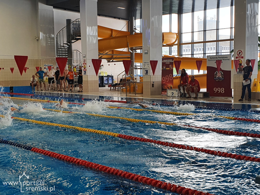 W Śremskim Sporcie odbyły się Mistrzostwa Wielkopolski PSP w Pływaniu