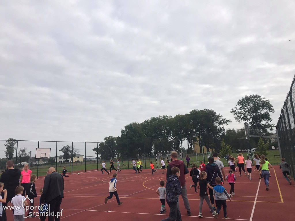 Nochowo na Sportowo. Dzieci oraz młodzież rywalizowały o Puchar Sołtysa i nagrody