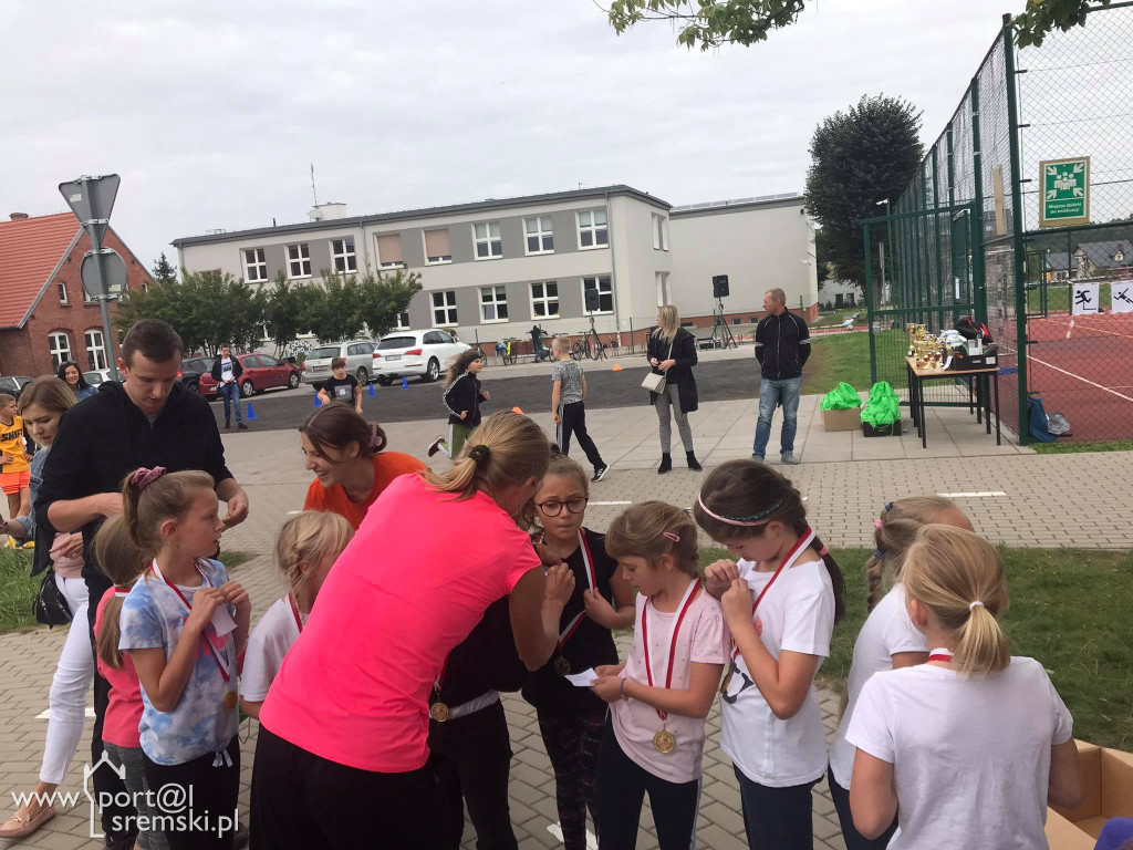 Nochowo na Sportowo. Dzieci oraz młodzież rywalizowały o Puchar Sołtysa i nagrody