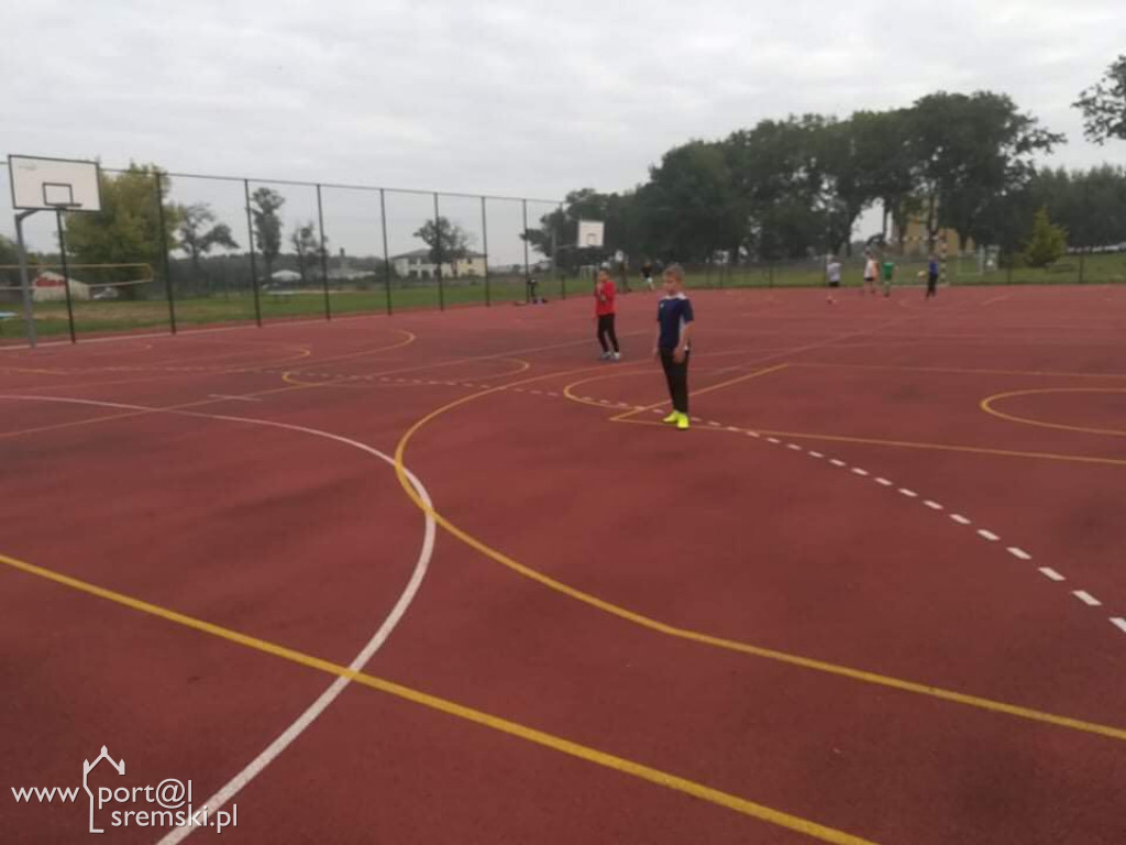 Nochowo na Sportowo. Dzieci oraz młodzież rywalizowały o Puchar Sołtysa i nagrody