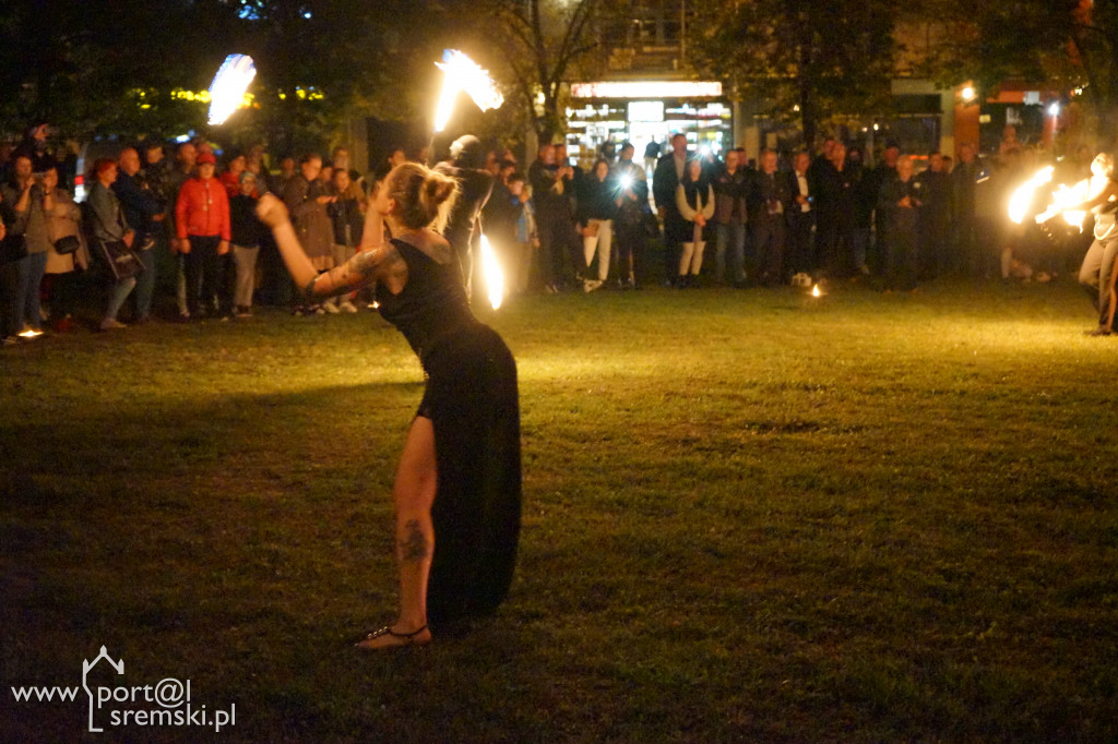 Pokaz Ognia z okazji 70-lecia Spółdzielni Mieszkaniowej
