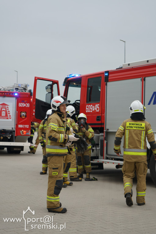 Ćwiczenia Straży Pożarnej na terenie firmy Leopol