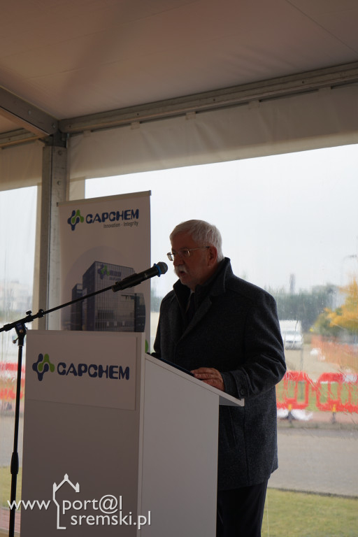Poświęcenie i wmurowanie kamienia węgielnego - Capchem Śrem