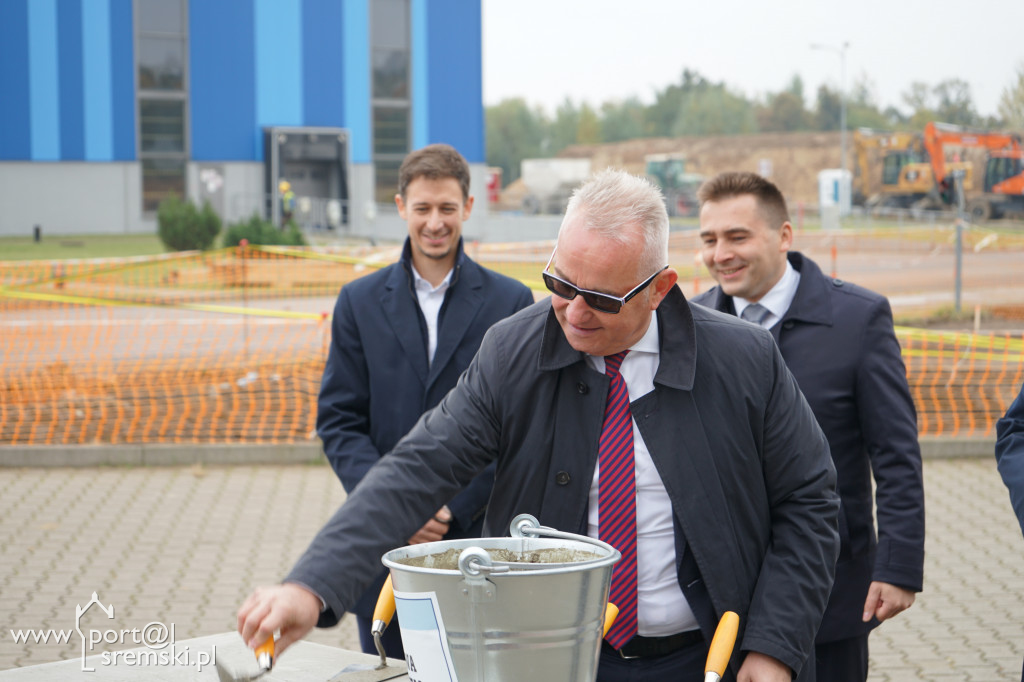 Poświęcenie i wmurowanie kamienia węgielnego - Capchem Śrem