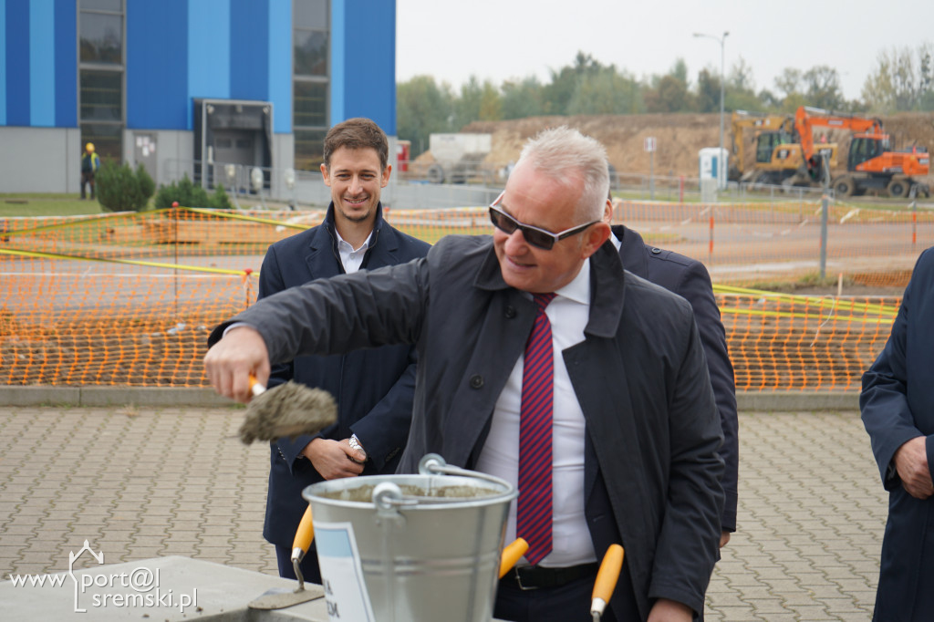 Poświęcenie i wmurowanie kamienia węgielnego - Capchem Śrem